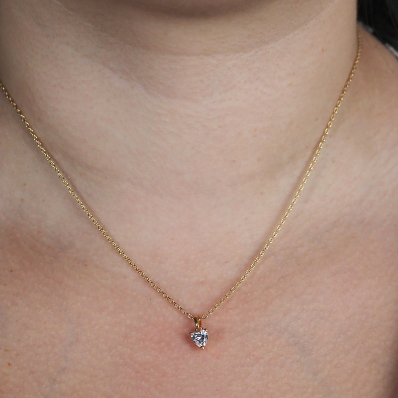 Collier plaqué or et solitaire d'oxyde de zirconium forme coeur Carador