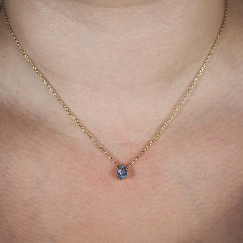 Collier  femme  solitaire carador en plaqué or avec spinelle bleu