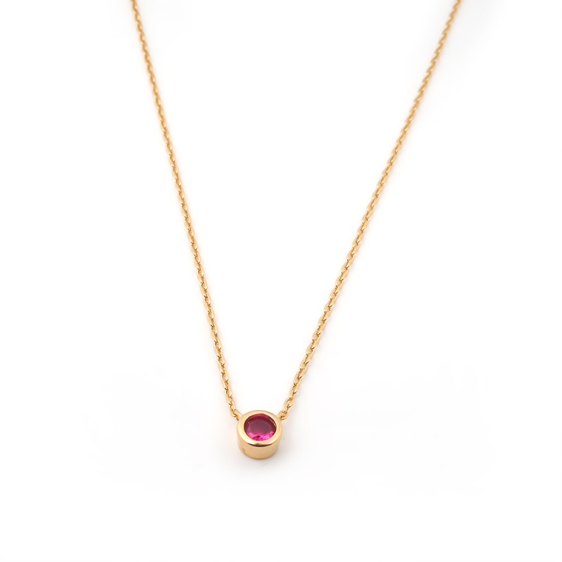 Collier solitaire femme carador en plaqué or avec spinelle rouge serti clos