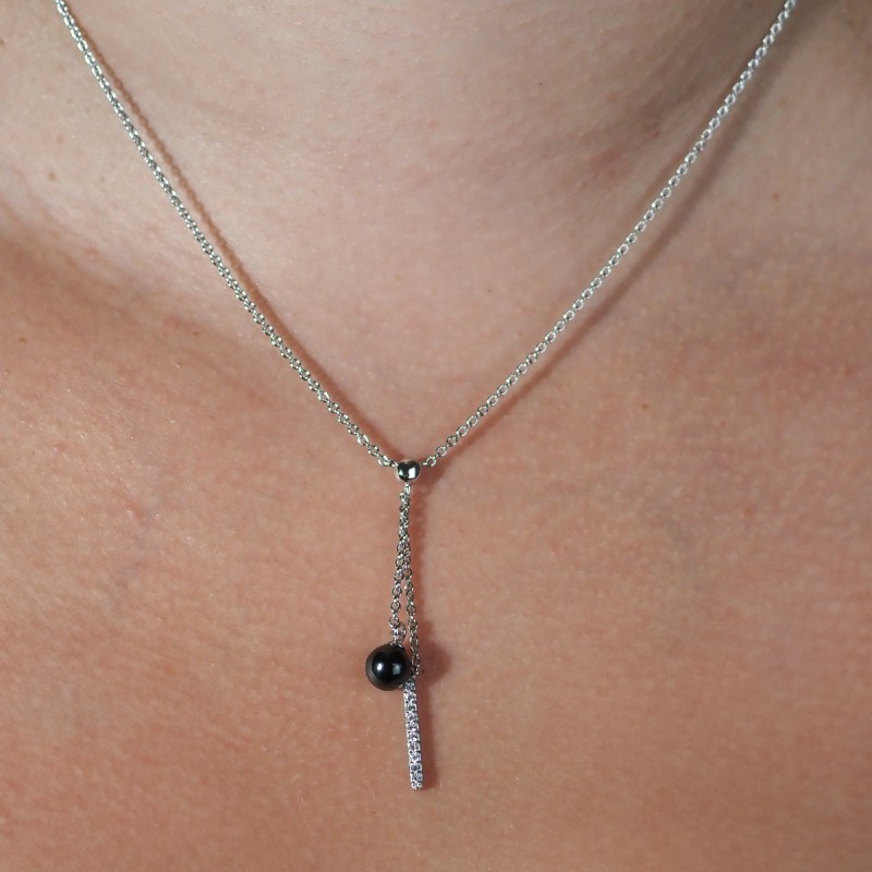 Collier femme carador en argent avec une barrette sertie d'oxydes de zirconium et d'une perle en céramique noire