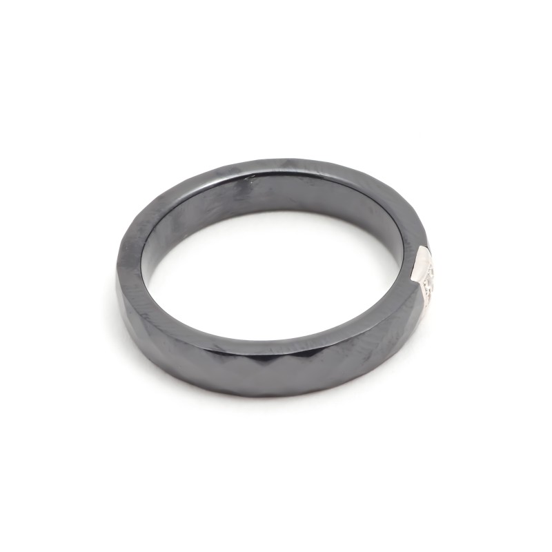 Bague Femme Carador en  Céramique noire facettée avec oxydes de zirconium