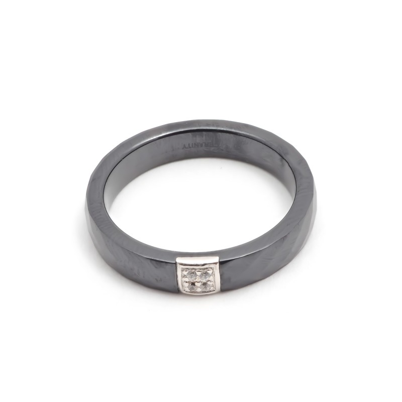 Bague Femme Carador en  Céramique noire facettée avec oxydes de zirconium