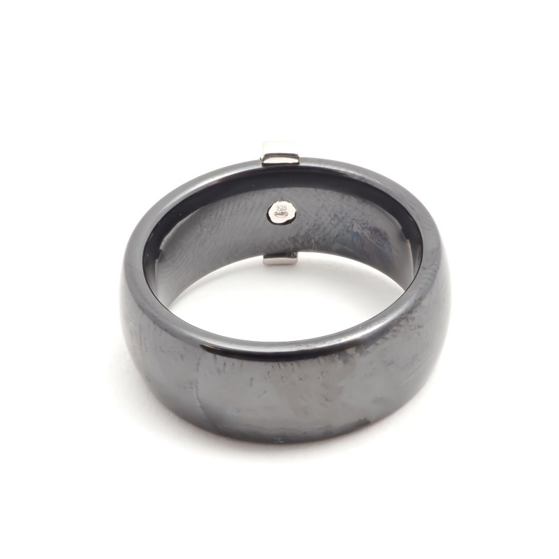 Bague Femme carador en céramique noire avec barrette en argent sertie d'oxydes de zirconium
