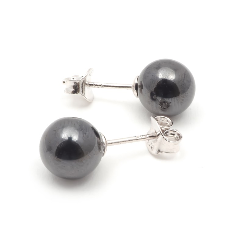 Boucles d'oreilles  carador clous en argent avec perle en céramique noire