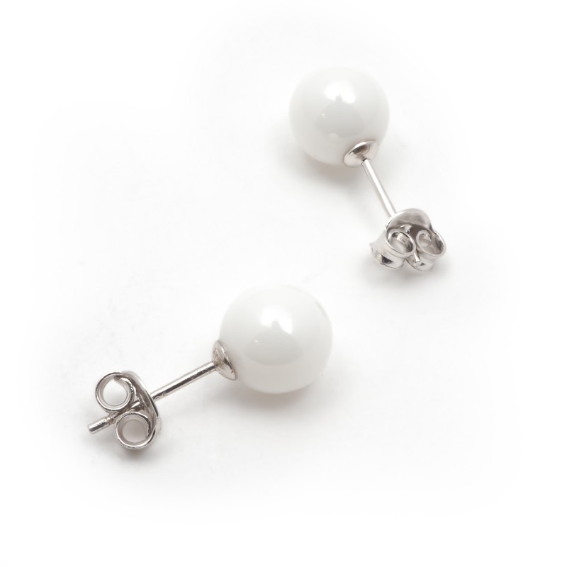 Boucles d'oreilles  carador clous en argent perle en céramique blanche