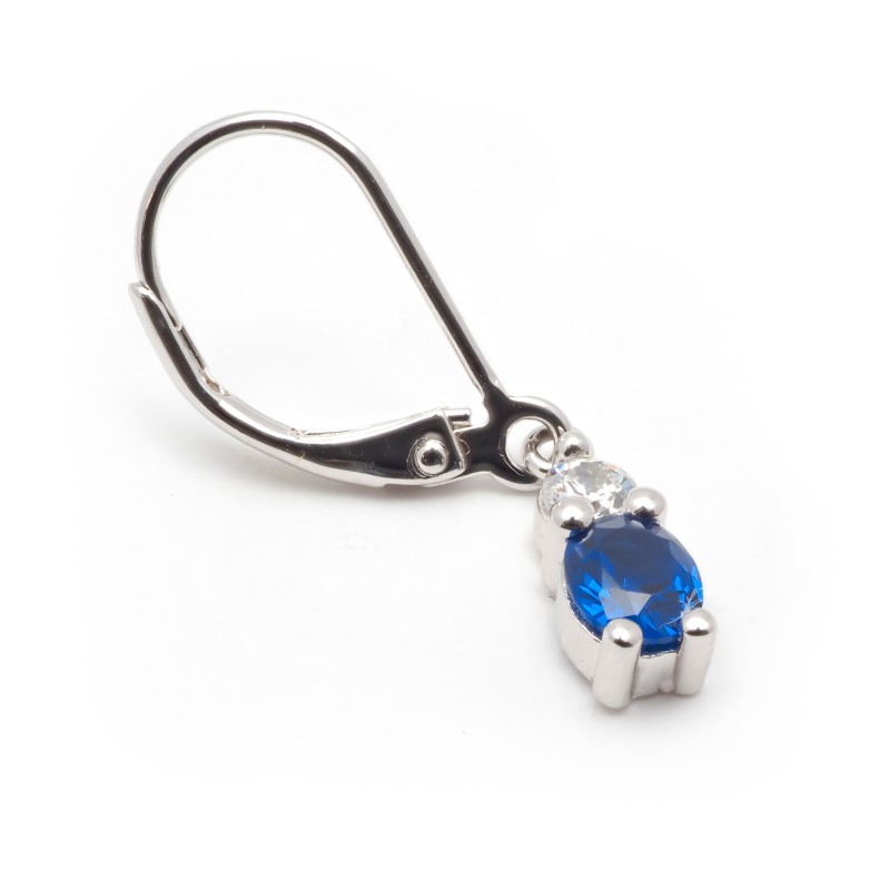 Boucles d'oreilles dormeuses Carador en argent oxydes de zirconium et spinelle bleu foncé sertis