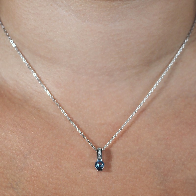Collier fantaisie femme carador en argent et oxydes blanc et  bleu