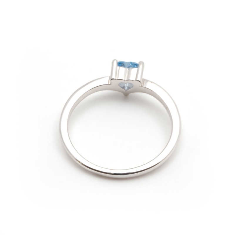 Bague solitaire femme carador en argent et spinelle bleu motif cœur