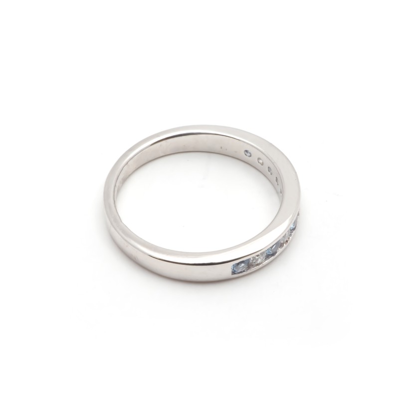 Bague femme carador en argent avec spinelle bleue clair et oxydes de zirconium