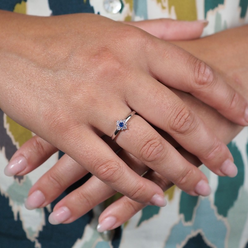 Bague Femme  Carador en argent avec oxydes de zirconium et spinelle bleue