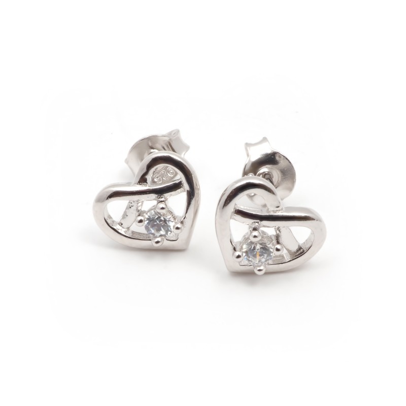 Boucles d'oreilles Clous Carador en argent  et oxyde de zirconium serti 4griffes motif coeur