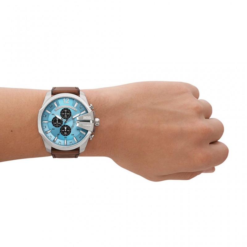 Montre Diesel bracelet en cuir marron et cadran bleu