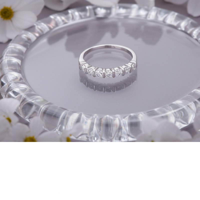 Bague  Carador en or blanc 375/000 et oxydes de zirconium