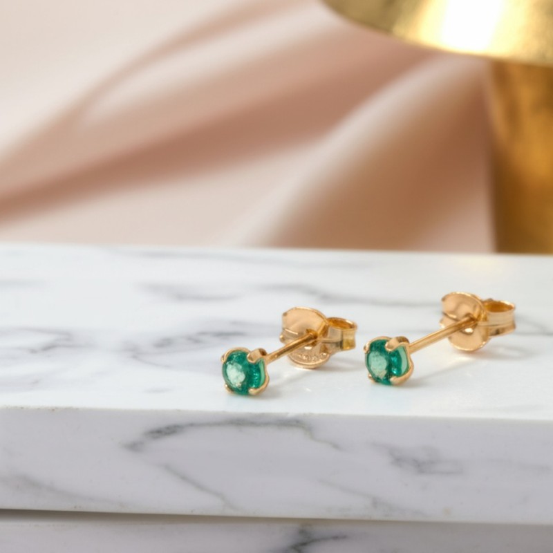 Boucles d'oreilles clous Carador or jaune 375/000 et pierre fines