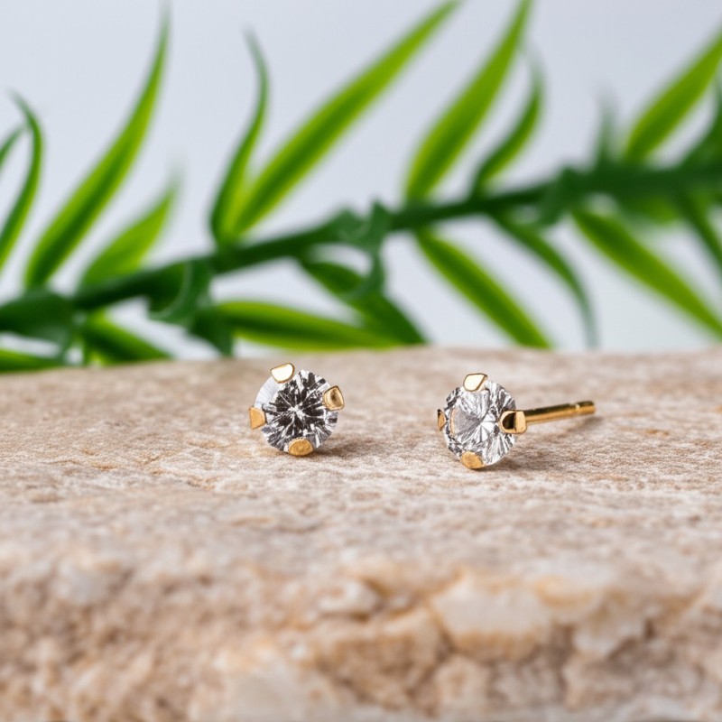 Boucles d'oreilles Carador clous oxyde de zirconium 3 mm et or jaune 375/000