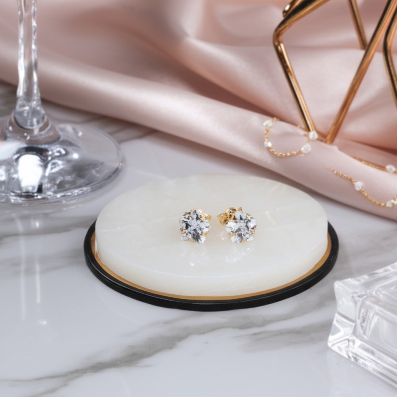 Boucles d'oreilles CARADOR or 375/000 serties 5 griffes