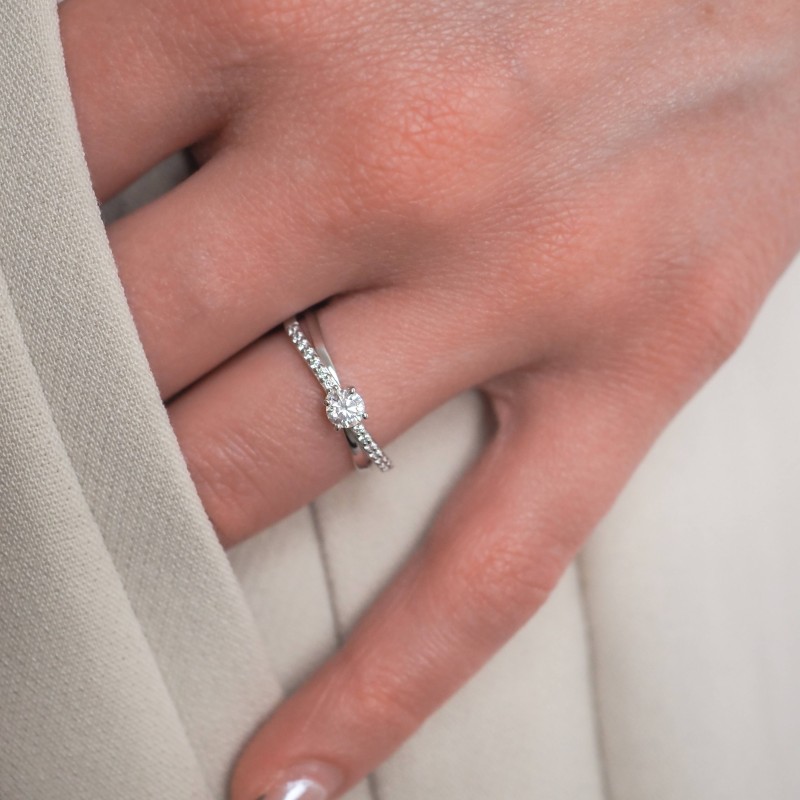 Bague Solitaire accompagné Femme - Carador - Or Blanc 750/000 - Oxydes de zirconium