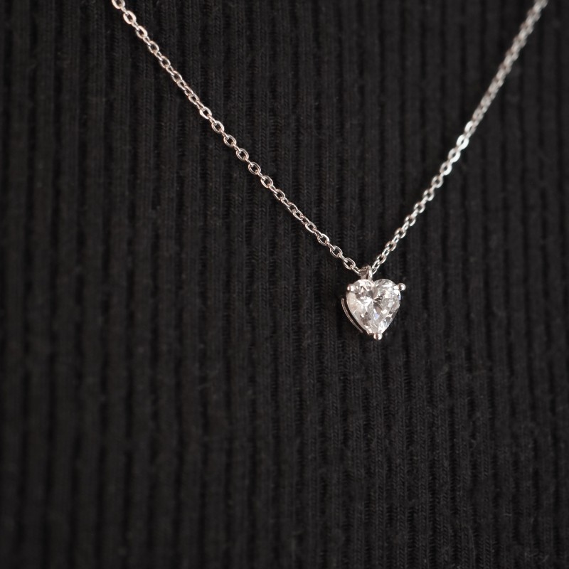 Collier Carador - or blanc 375/000 - oxyde de zirconium - Cœur