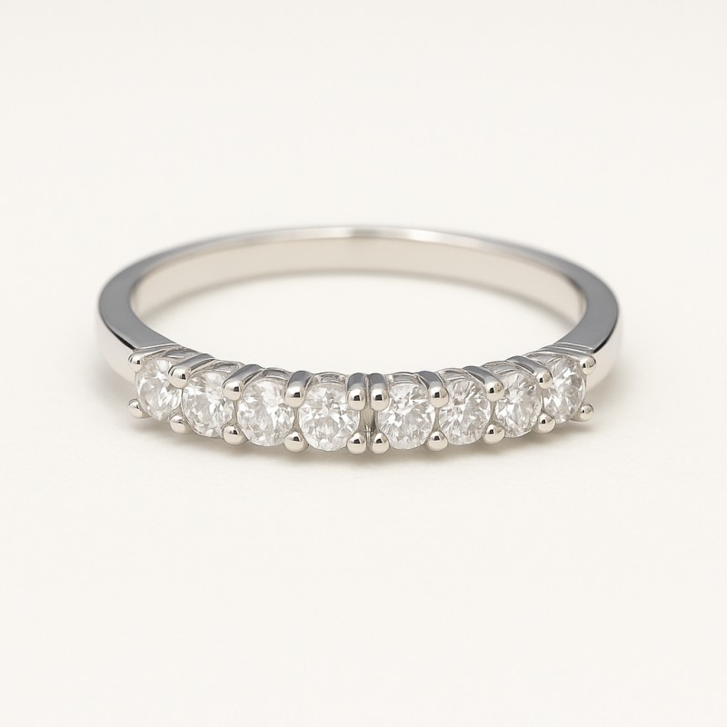 Bague type alliance incrustée d'oxydes de zirconium