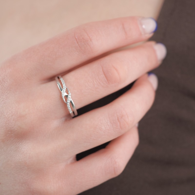 Bague argent et oxydes de zirconium
