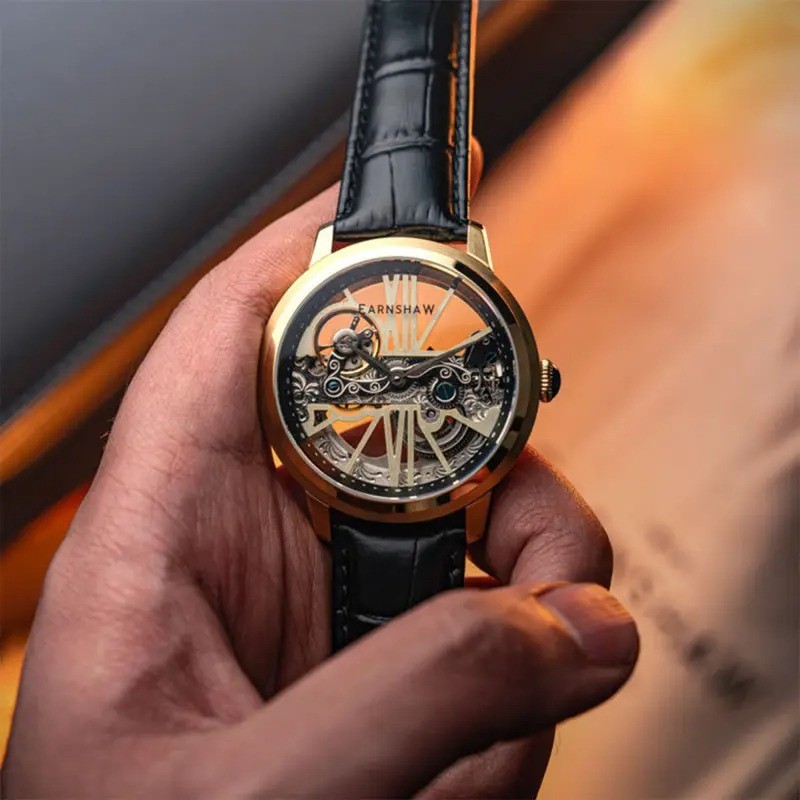 Montre Automatique Homme Earnshaw - Cuir Noir Fond Transparent